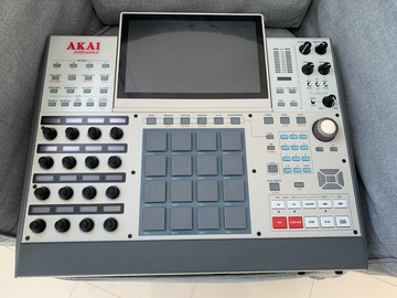 Vente avec paiement en ligne: MPC X Special Edition - Garantie 2028